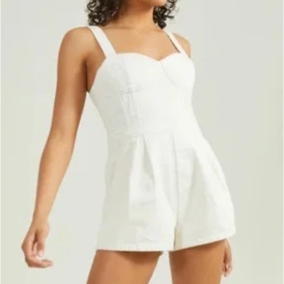 NWT Altar’D State Ivory white Denim Romper sweetheart neckline bustier pleated - Picture 1 of 14